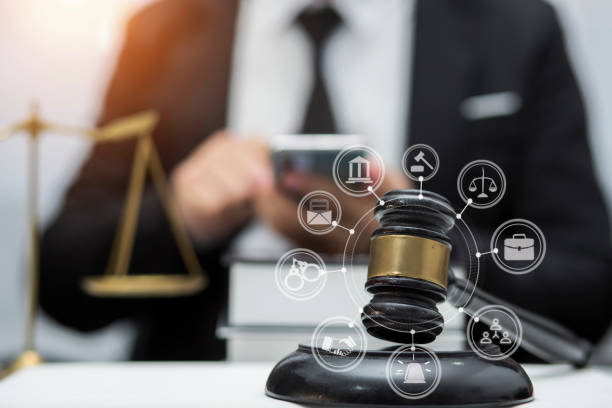 LEYES FUNDAMENTALES PARA PROYECTOS: SU APLICACIÓN METODOLÓGICA