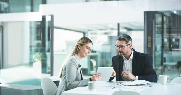 ABOGADO ¿SABES CÓMO VENDER TUS SERVICIOS COMO ABOGADO? AQUÍ UNOS TIPS
