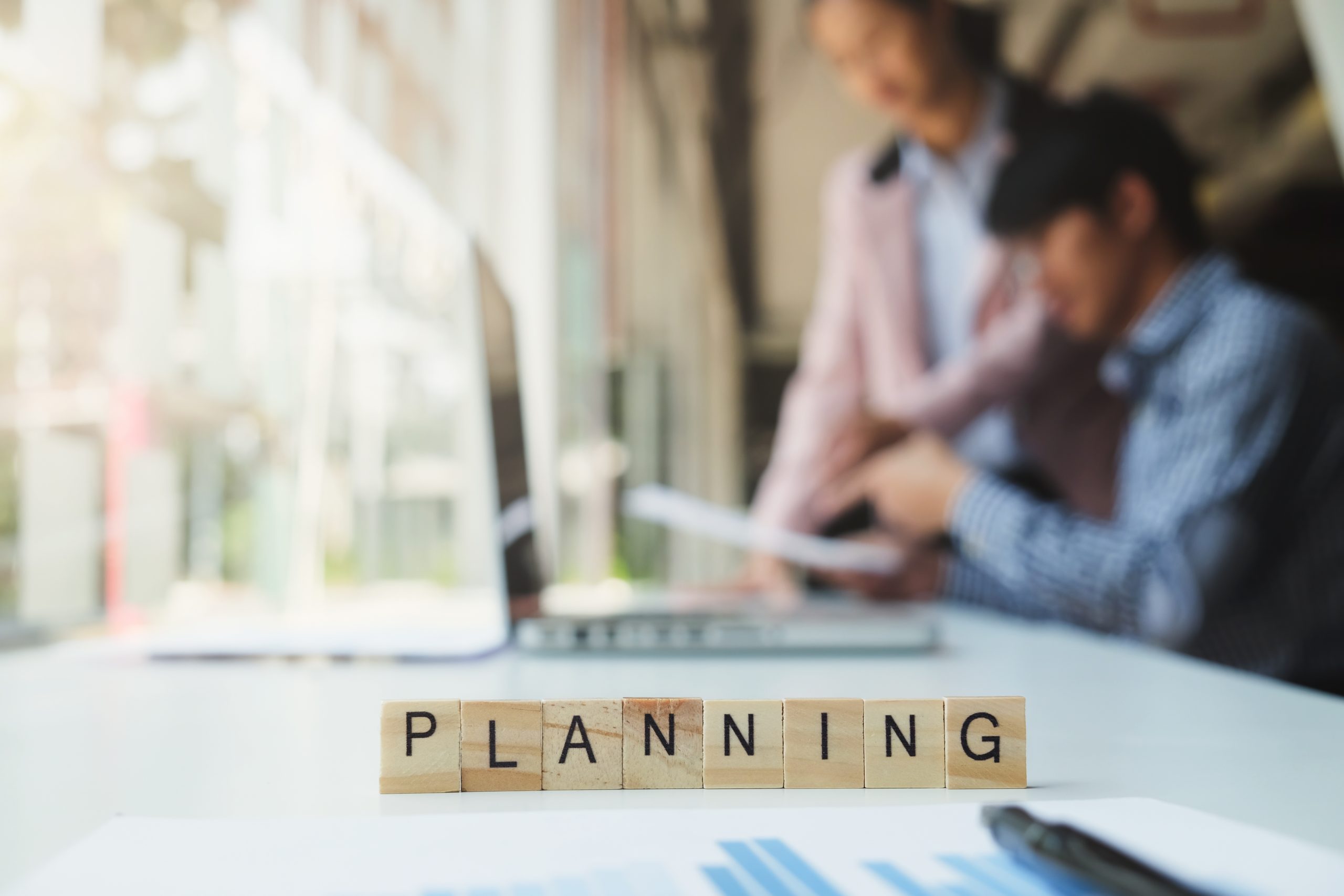 PLANIFICACIÓN WHAT‑IF: ANTICIPACIÓN INTELIGENTE DE RETRASOS EN PROYECTOS COMPLEJOS
