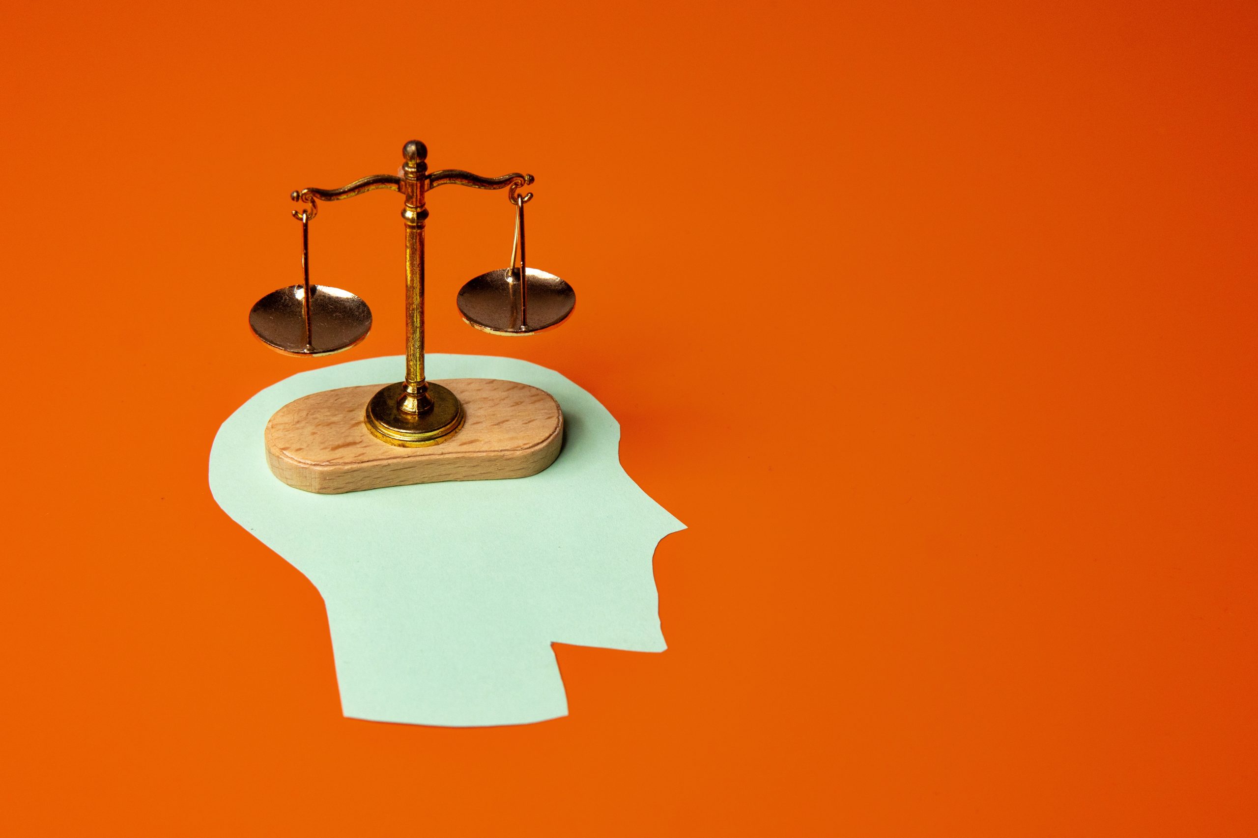 SER TÚ MISMO EN EL MUNDO LEGAL: ¿FORTALEZA O RIESGO?